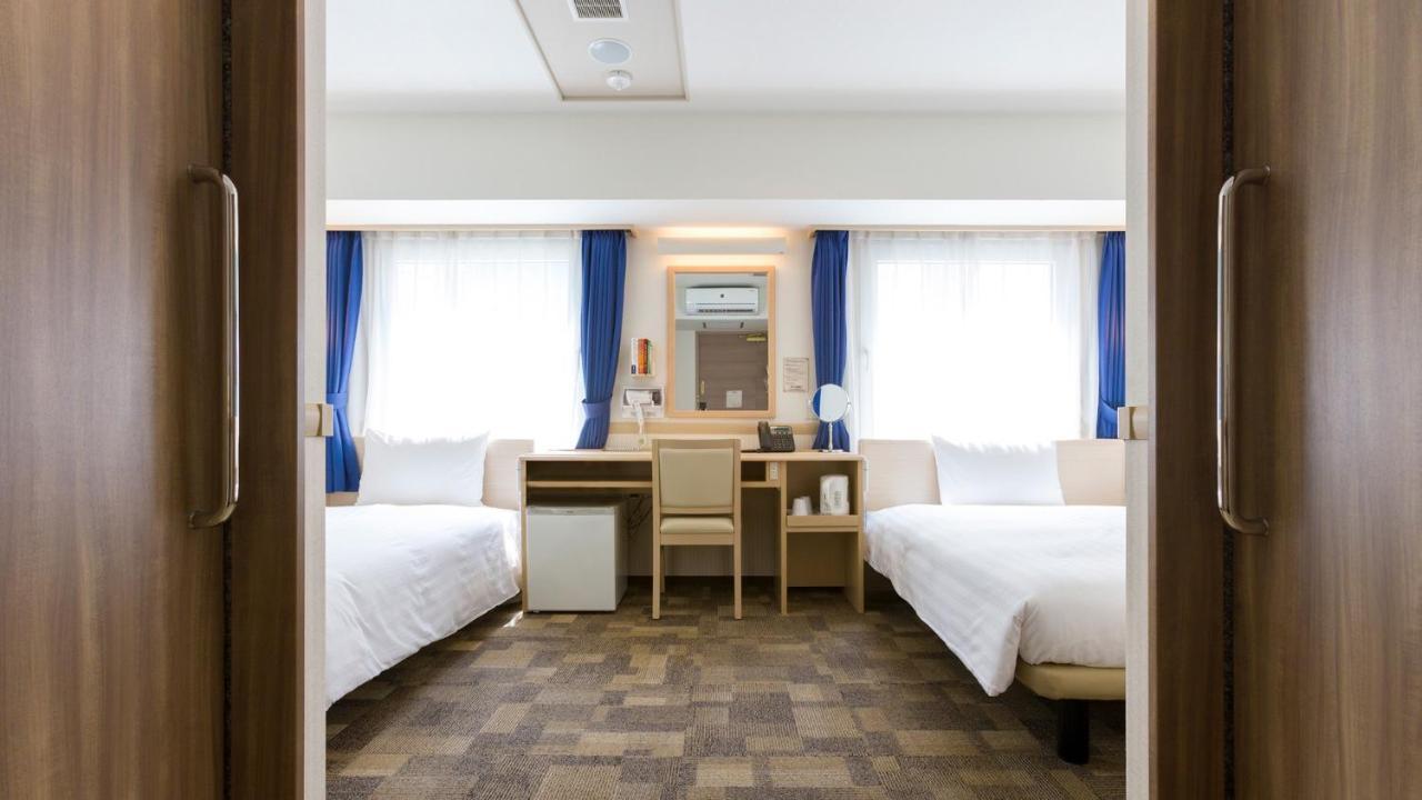 Toyoko Inn Misato-Chuo Ekimae Misato  Ngoại thất bức ảnh